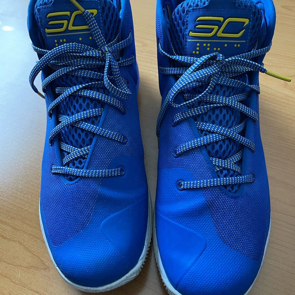 Under Armor Steph Curry (3)III Royal Blue Basketball Sneakers